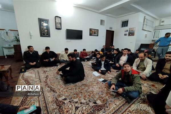 برگزاری هم اندیشی آشنایی با مسائل فضای مجازی در خلیل آباد