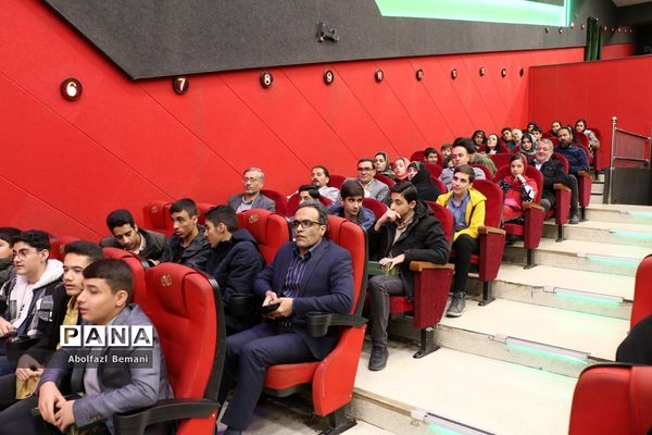 اختتامیه نخستین دوره «کد کمپ» در قم-1