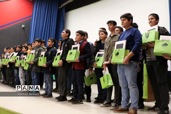 اختتامیه نخستین دوره «کد کمپ» درقم- 2