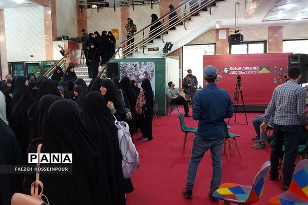 حضور پرشور نوجوانان در چهاردهمین جشنواره مردمی فیلم عمار