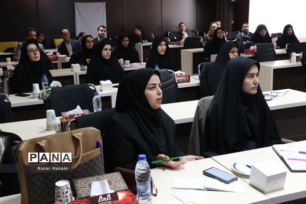 کارگاه تربیت مدرسی و رابط مشاوره دانش‌آموزی آذربایجان شرقی