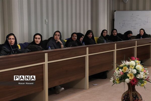 کارگاه تربیت مدرسی و رابط مشاوره دانش‌آموزی آذربایجان شرقی