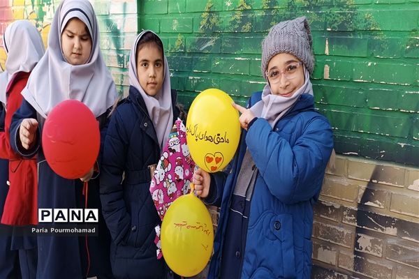 برگزاری جشنواره بادبادک‌ها به مناسبت هفته  هوای پاک