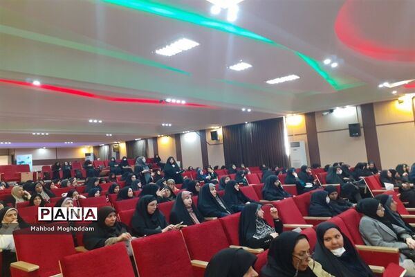 همایش الگوی سوم زن مسلمان ایرانی در منطقه۱۳