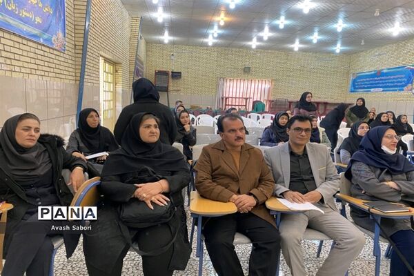 مجموعه کاراگاه‌های آموزش تدریس ریاضی برای نو معلمان در شهرستان آباده