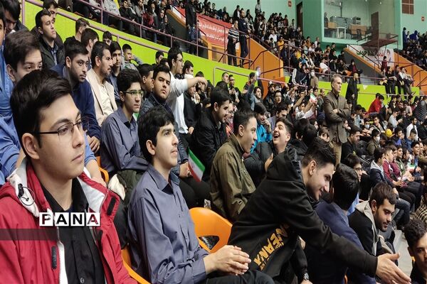 همایش بزرگ جشن تکلیف سیاسی دانش‌آموزان رأی اولی شهر تهران