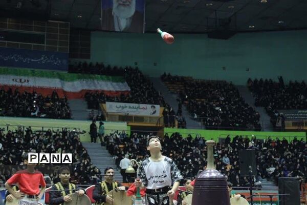 همایش بزرگ جشن تکلیف سیاسی دانش‌آموزان رأی اولی شهر تهران