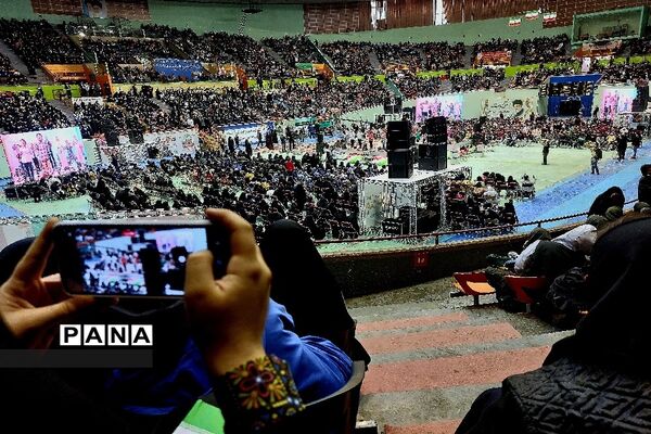 همایش جشن تکلیف سیاسی