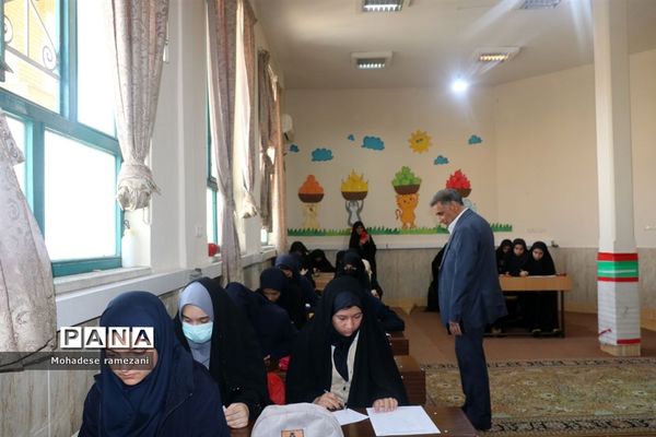 برگزاری مسابقات پژوهشی قرآن متوسطه اول سطح ناحیه