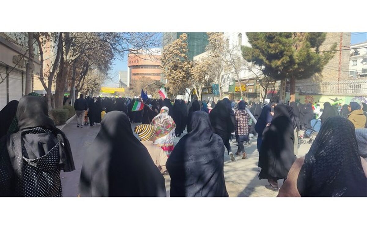 ‌حماسه‌آفرینی مردم انقلابی شهرستان بجنورد در‌ 22 بهمن 1402/ فیلم