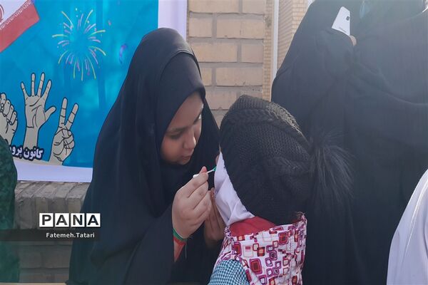 راهپیمایی ۲۲ بهمن در شهرستان بام و صفی‌آباد