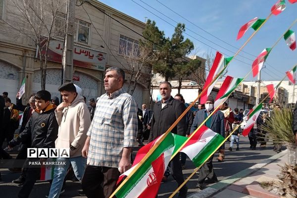 حضور پرشور مردم کهریزک و باقرشهر در راهپیمایی ۲۲بهمن
