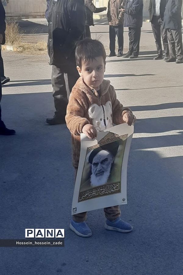 حضور گسترده مردم اسفراین در جشن ۴۵ سالگی انقلاب