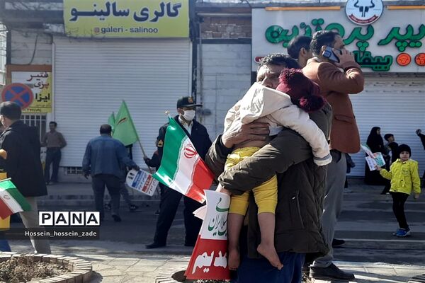 حضور گسترده مردم اسفراین در جشن ۴۵ سالگی انقلاب