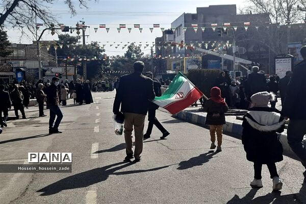 حضور گسترده مردم اسفراین در جشن ۴۵ سالگی انقلاب