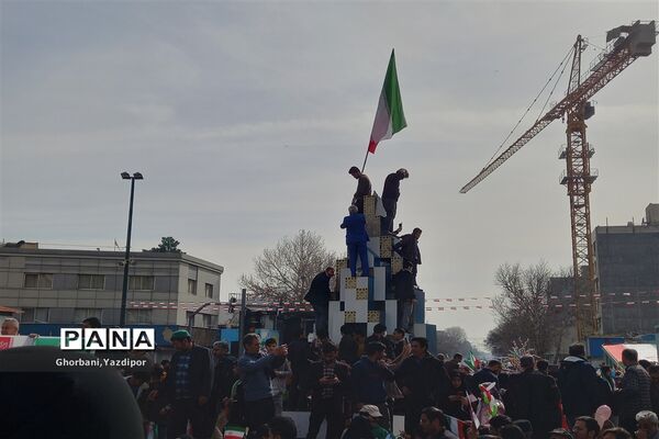 راهپیمایی یوم‌الله ۲۲ بهمن ماه سال ۱۴۰۲ در مشهد