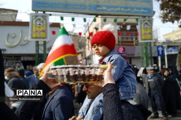 غرفه میدان ۱۴ صفر ۲ دختران نیشابور در راهپیمایی ۲۲ بهمن ماه