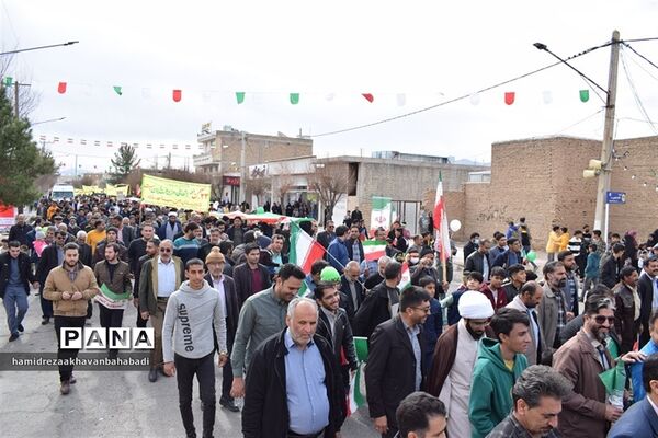 راهپیمائی یوم الله 22 بهمن دربهاباد