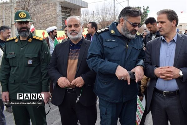 راهپیمائی یوم الله 22 بهمن دربهاباد