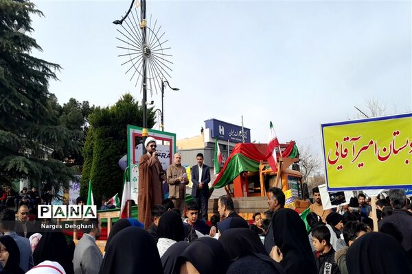 راهپیمایی یوم الله ۲۲ بهمن در شهرستان کاشمر