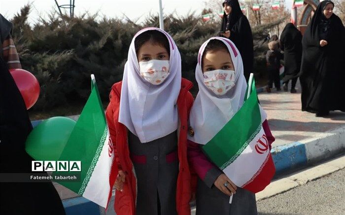 تجدید میثاق با آرمان‌های انقلاب اسلامی برای ساخت ایران قوی/فیلم