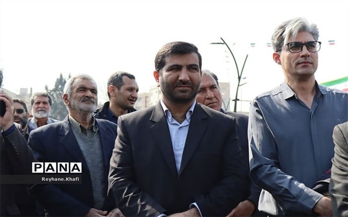 حضور نوجوانان در راهپیمایی ۲۲بهمن نشان‌ از پایبندی ‌آنان به نظام مقدس جمهوری اسلامی ایران است