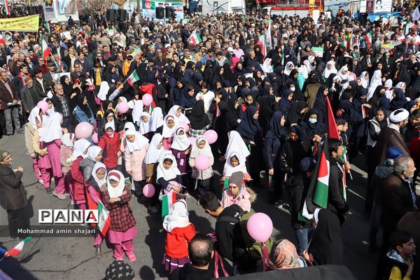 حضور پرشور مردم ولایتمدار سمنان در راهپیمایی ۲۲بهمن