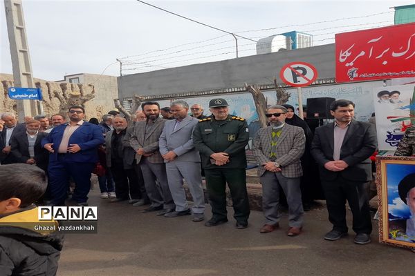 برگزاری راهپیمایی باشکوه 22 بهمن ماه در شهر کندر