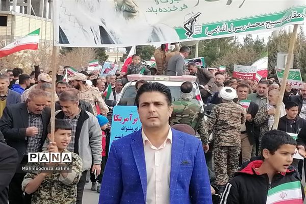 حضور حماسی و پرشور مردم شهرستان بیضا در راهپیمایی ۲۲ بهمن ماه