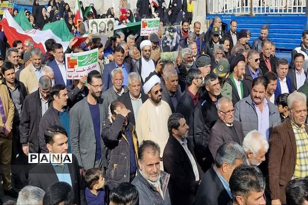 راهپیمایی ۲۲ بهمن در آران و بیدگل