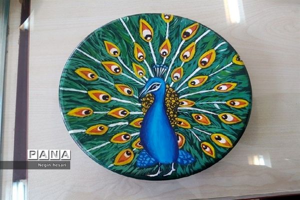 نمایشگاه دستاوردهای هنری دانش‌آموزان شهرستان پیشوا