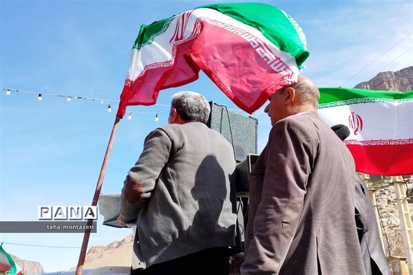راهپیمایی 22 بهمن در روستای ده بالا تقت