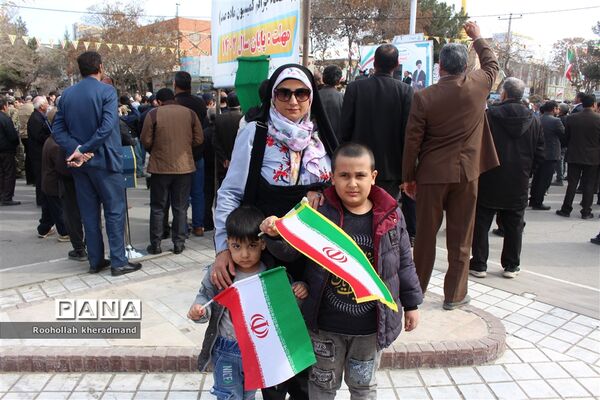 راهپیمایی ۲۲ بهمن در شهرستان چناران