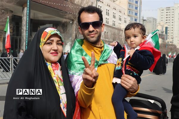 راهپیمایی 22 بهمن در مشهد