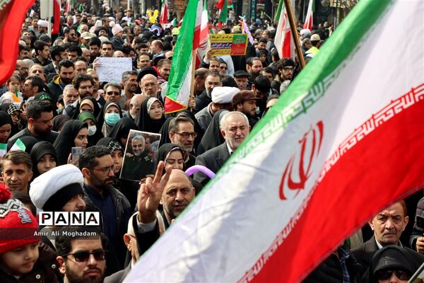 راهپیمایی 22 بهمن در مشهد