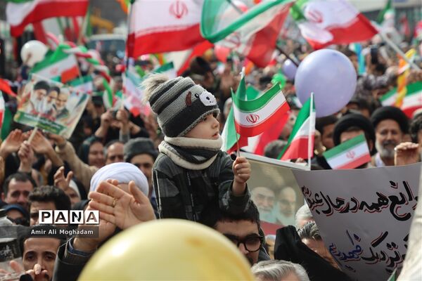 راهپیمایی 22 بهمن در مشهد