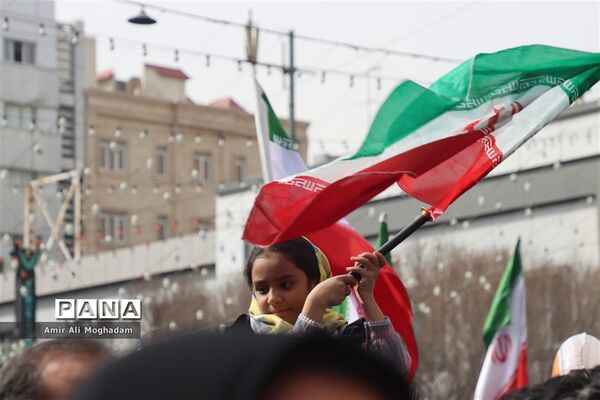 راهپیمایی 22 بهمن در مشهد