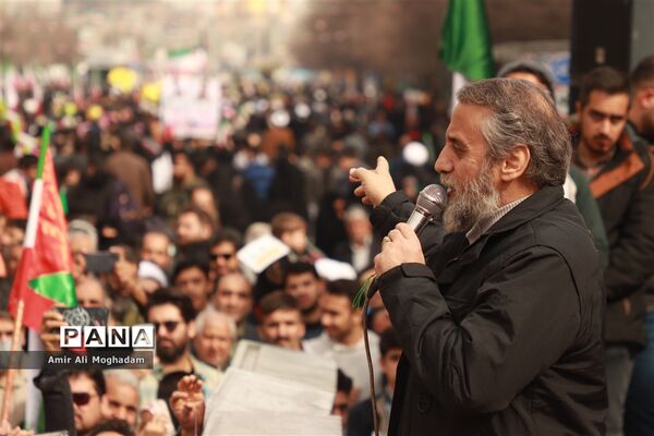 راهپیمایی 22 بهمن در مشهد