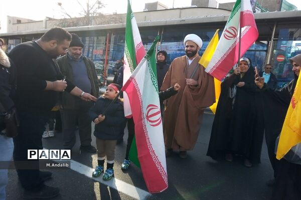 یوم الله ۲۲ بهمن، بیعت با رهبری