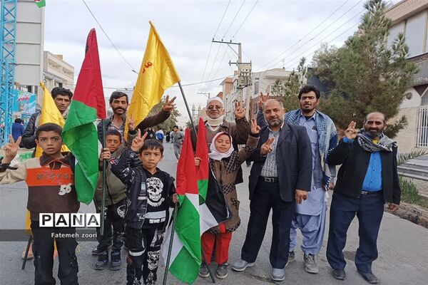 حضور دانش‌آموزان زاهدانی در راهپیمایی ۲۲ بهمن