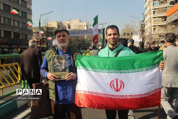 برپایی غرفه سازمان دانش‌آموزی شهر تهران