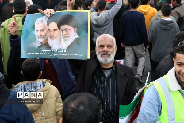 راهپیمایی یوم الله 22 بهمن در قم-1