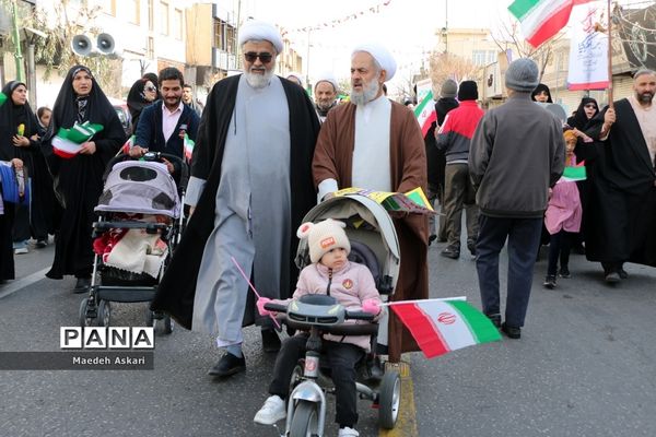 راهپیمایی یوم الله 22 بهمن در قم-1