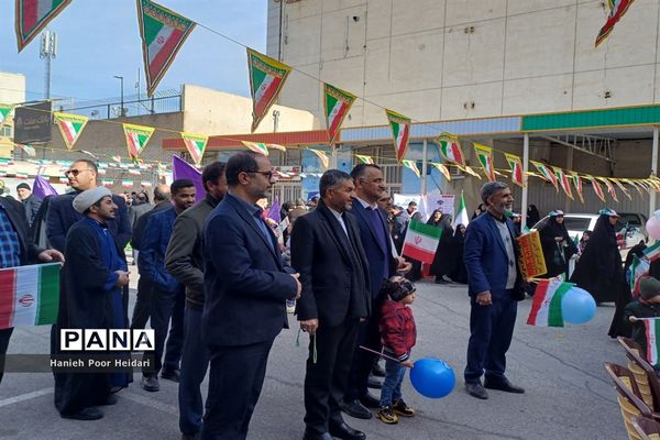 راهپیمایی یوم الله 22 بهمن در قم-1