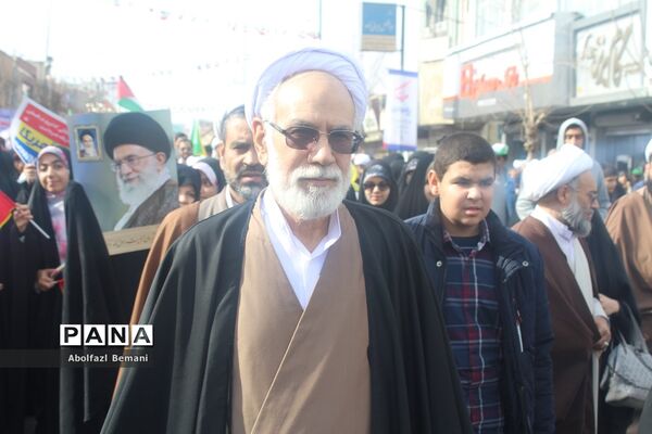 راهپیمایی یوم الله 22 بهمن در قم-1