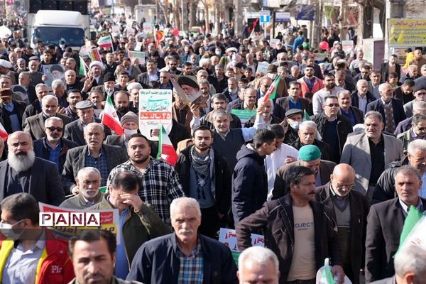 راهپیمایی یوم الله۲۲ بهمن در کرج