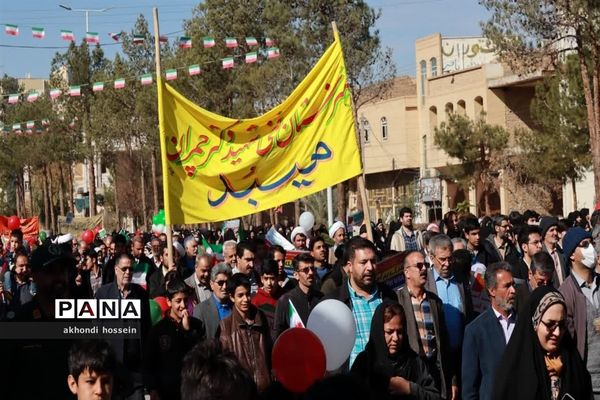 راهپیمائی یوم الله ۲۲ بهمن در  میبد