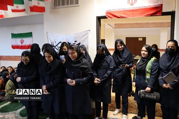 یادواره شهدای انقلاب اسلامی در آموزشگاه منصوره خلیلی ناحیه یک بهارستان