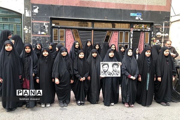 تجلیل از پدر شهیدان علی و محمد سلیمی در ناحیه دو شهرری