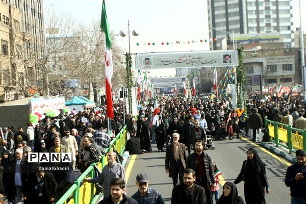 راهپیمایی ۲۲ بهمن در تهران